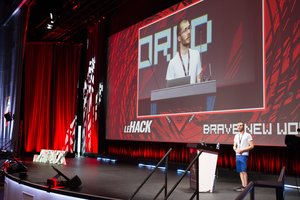 BRU09865-1.jpg